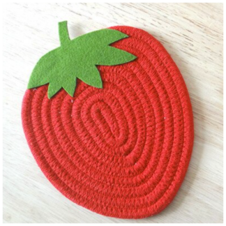 1pcs Kawaii Strawberry Placemat Cup Coasters