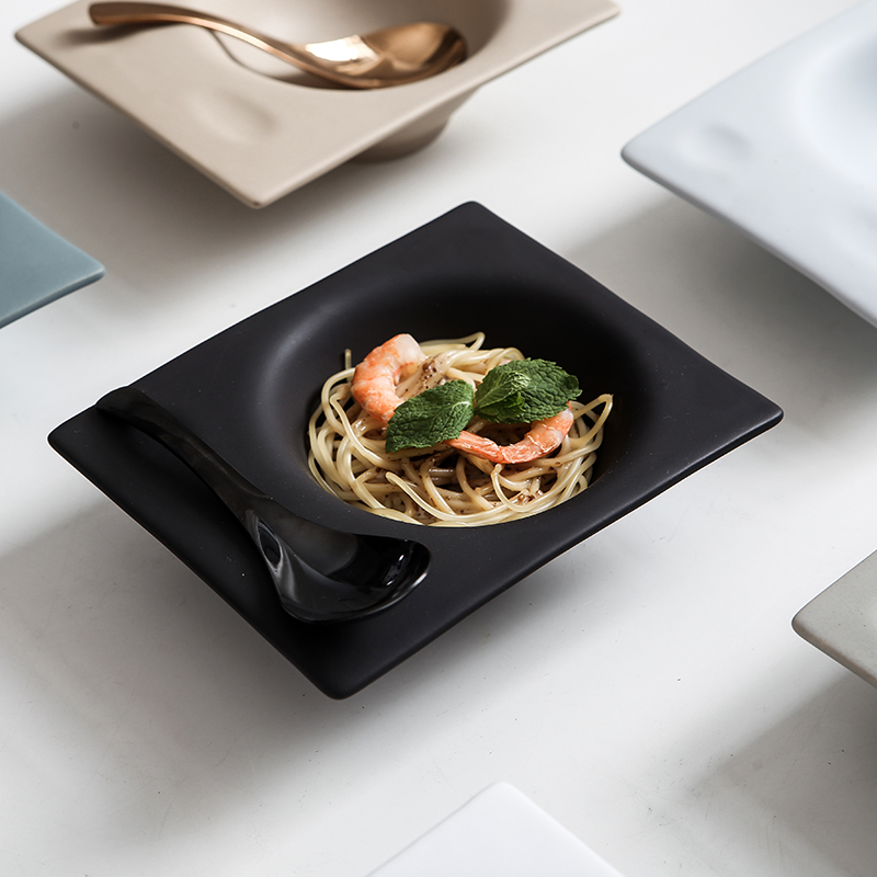 7 Inch Art Ceramic White Plate Bowl With Spoon