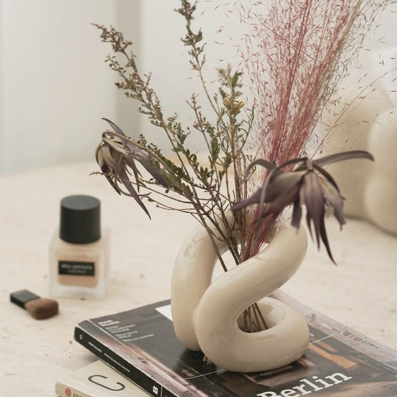 Simple Ceramic Toothbrush Holders - Image 2