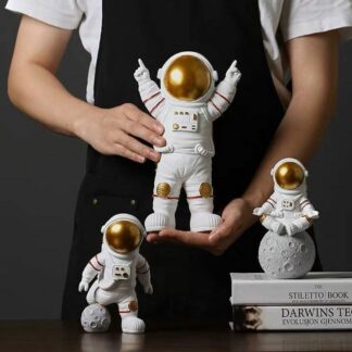 3 PCS/Set Decorative Astronaut Miniatures Figurines Statues