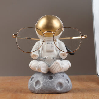 Resin Astronaut Glasses Holder Creative Table Decor