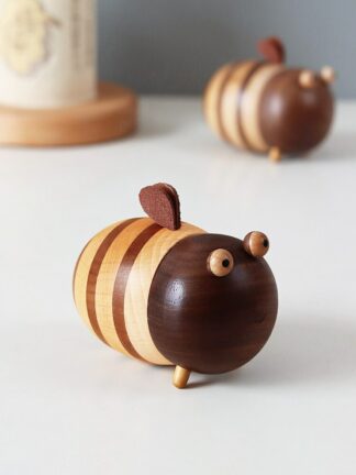 Wooden Toothpick Holder Creative Bee Shape