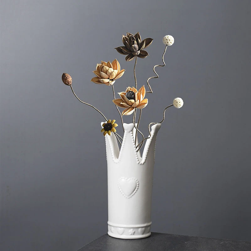 Ceramic Crown Vase Centerpieces, White