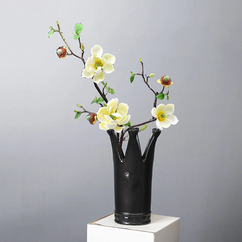 Ceramic Crown Vase Centerpieces, Black