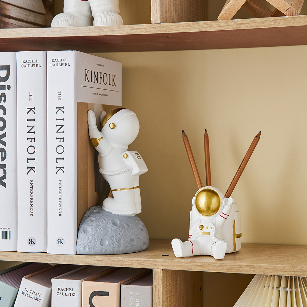 Creative Bookshelf Decorations Book Stand - Image 2