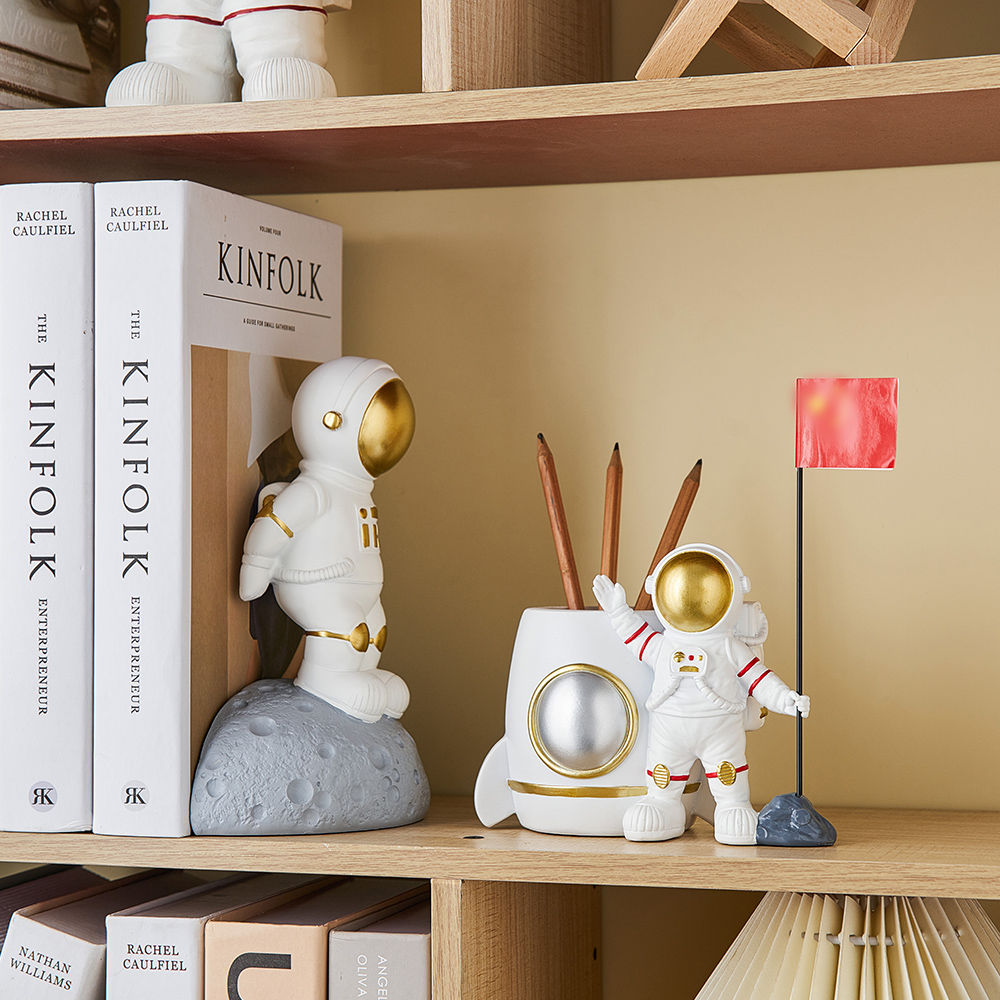 Creative Bookshelf Decorations Book Stand - Image 3
