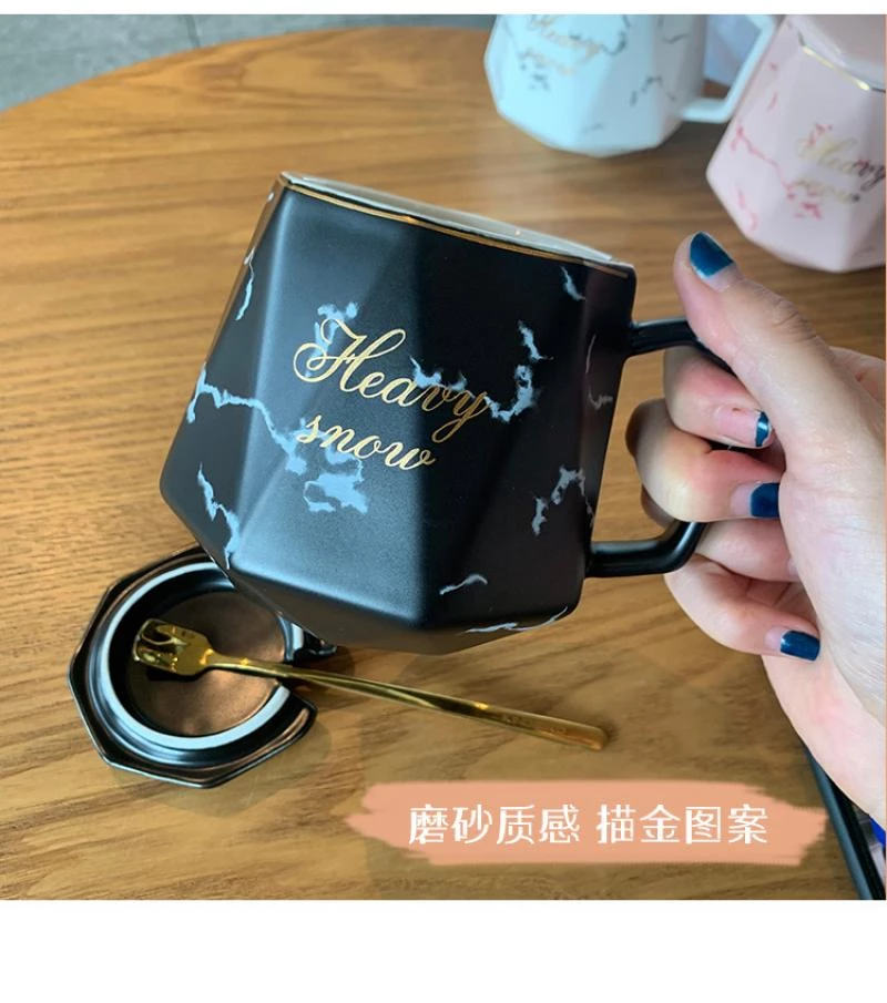 European Style Luxury Gold-painted Ceramic Coffee Mug, Black - Image 2