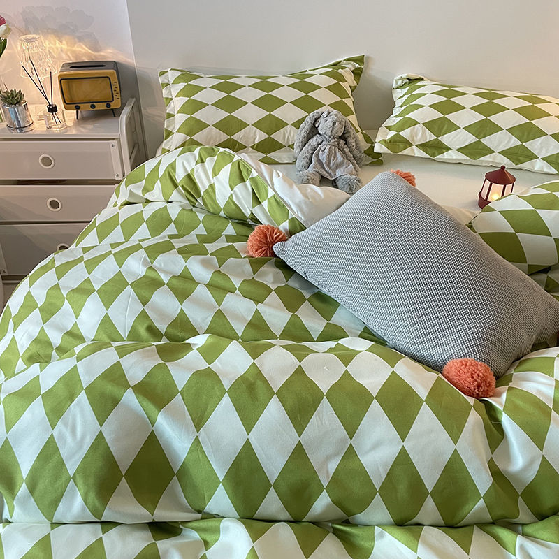 Green Girl's Heart Duvet Cover, Twin Size - Image 4