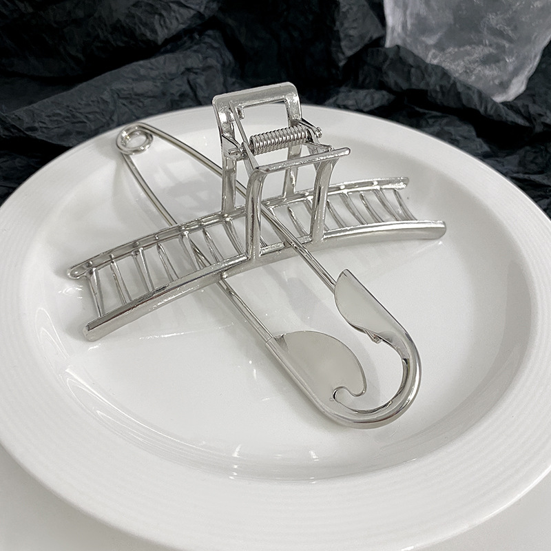 Novelty Metal Hair Clips - Image 6