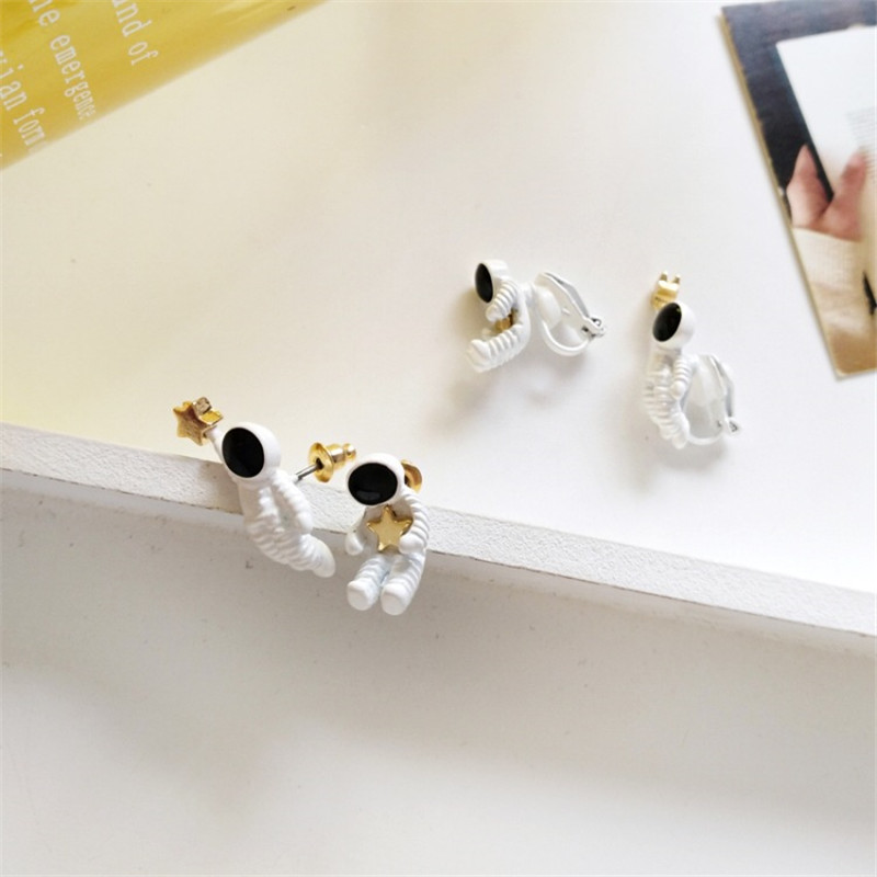 Space Astronauts Stud Earrings for Girls - Image 4