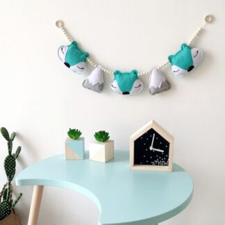 Fox Cartoon Wooden Beads String Wall Hanging, Green