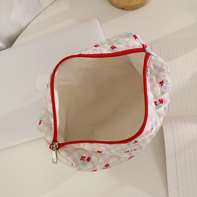 Korean Floral Women Toiletry Makeup Bags - Image 3