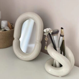 Simple Ceramic Toothbrush Holders