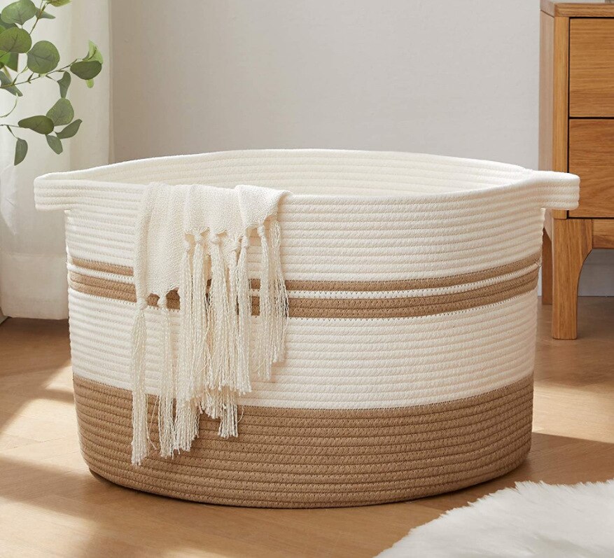 Large Capacity Foldable Sundries Storage Basket