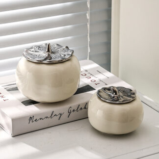 Nordic Style Ceramic Piggy Bank with Lid