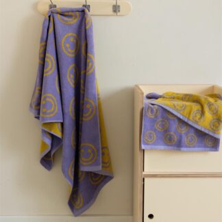 2-Side Smiling Patter Soft Combed Cotton Bathroom Towel