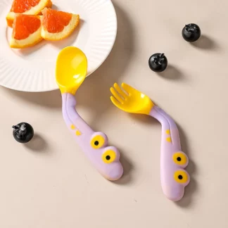 A Pair Cute Cartoon Crocodile Baby Feeding Bend Spoon Fork Set