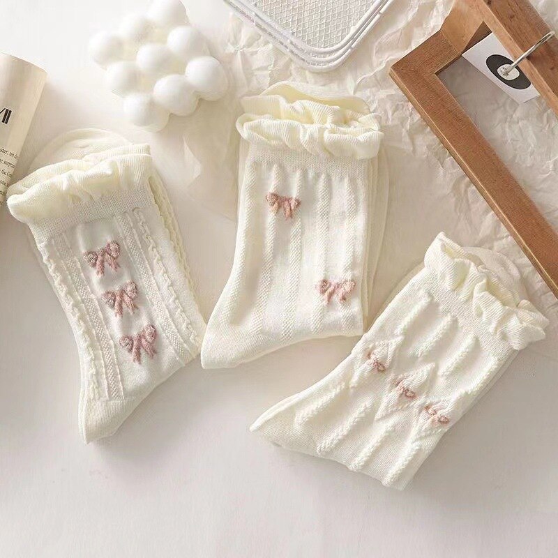 Simple White Versatile Lovely Cotton Socks - Image 3