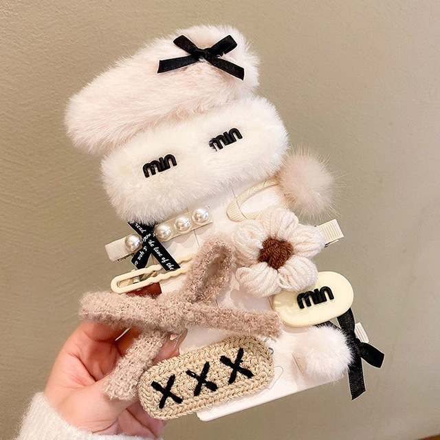 Temperament Autumn And Winter Plush Hairpins White