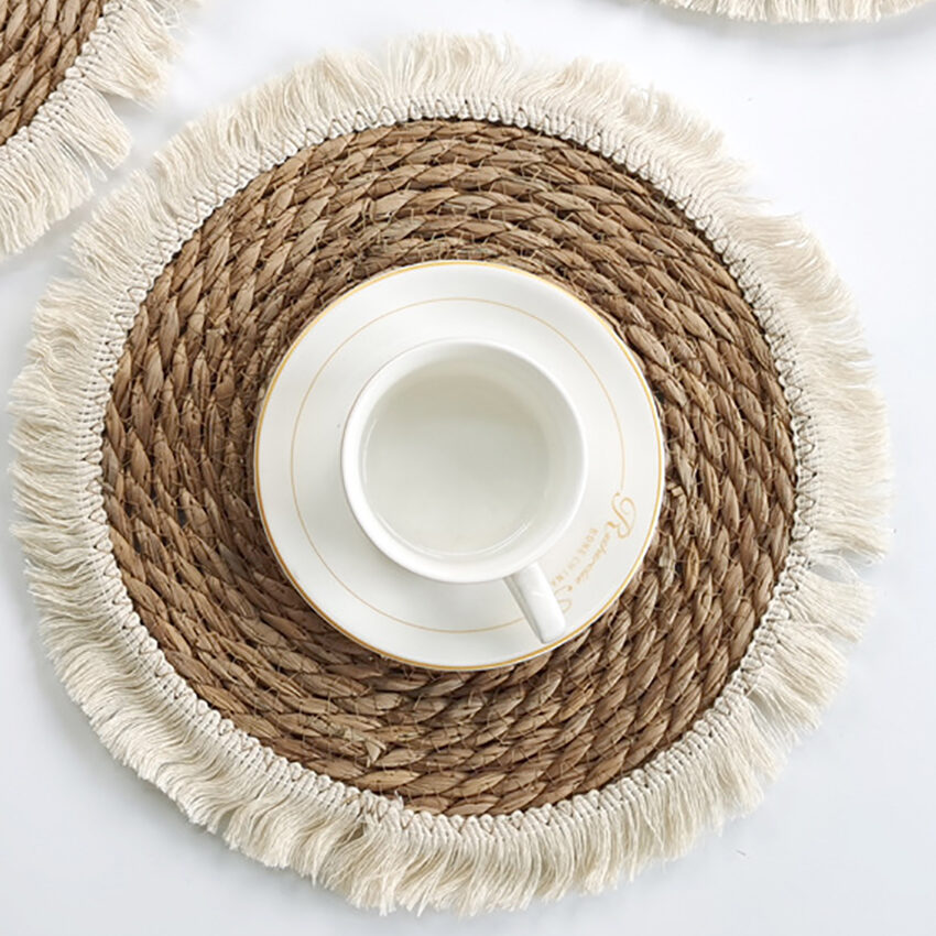 4PCS Bohemian Woven Tassel Straw Thick Placemats Dinning Table Decor