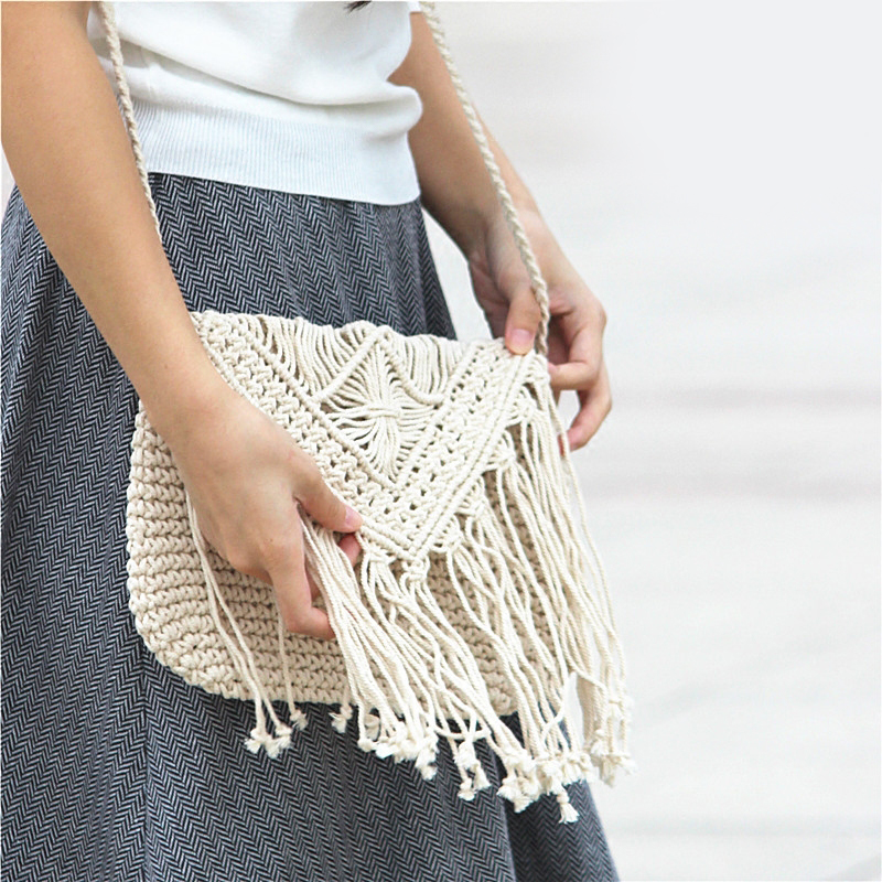 Fashion Casual Straw Bag Hollow Tassel Beach Bag - Image 4