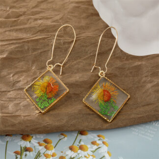 Fashion Unique Dried Floral Resin Epoxy Earrings