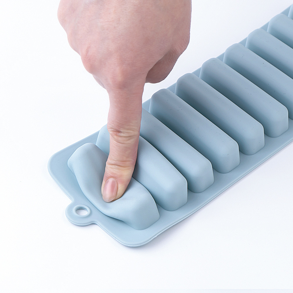 DIY New Silicone Long Strip Ice Cube Mold Tray - Image 7