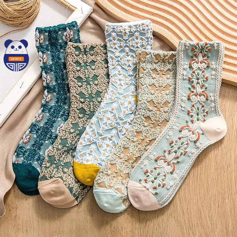 5 Pairs Retro Harajuku Embroidered Women Socks