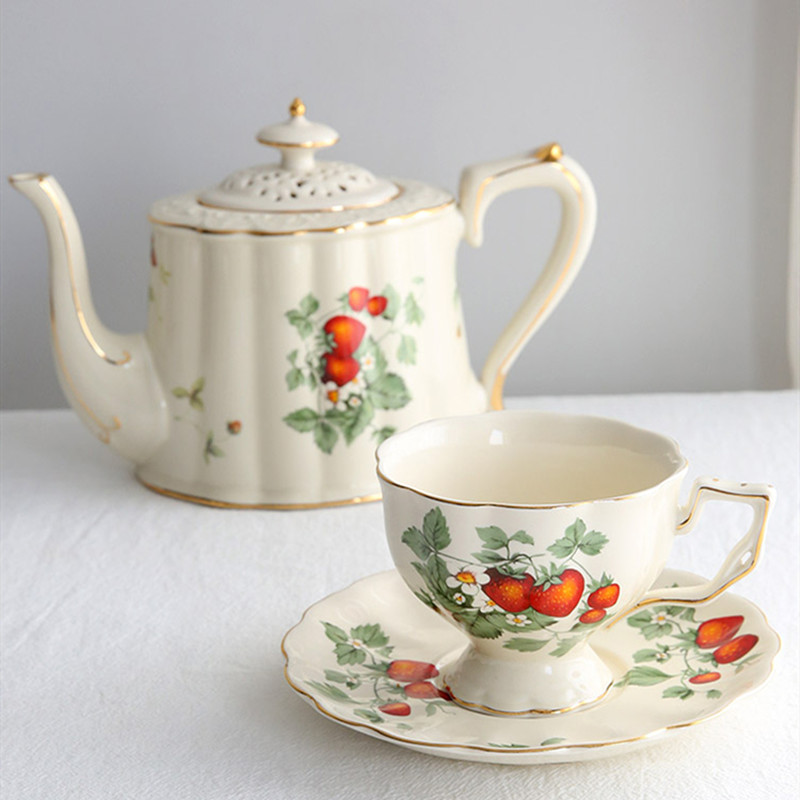 French Retro Strawberry Teapot Cup Set with Gold Edge Cup Saucer