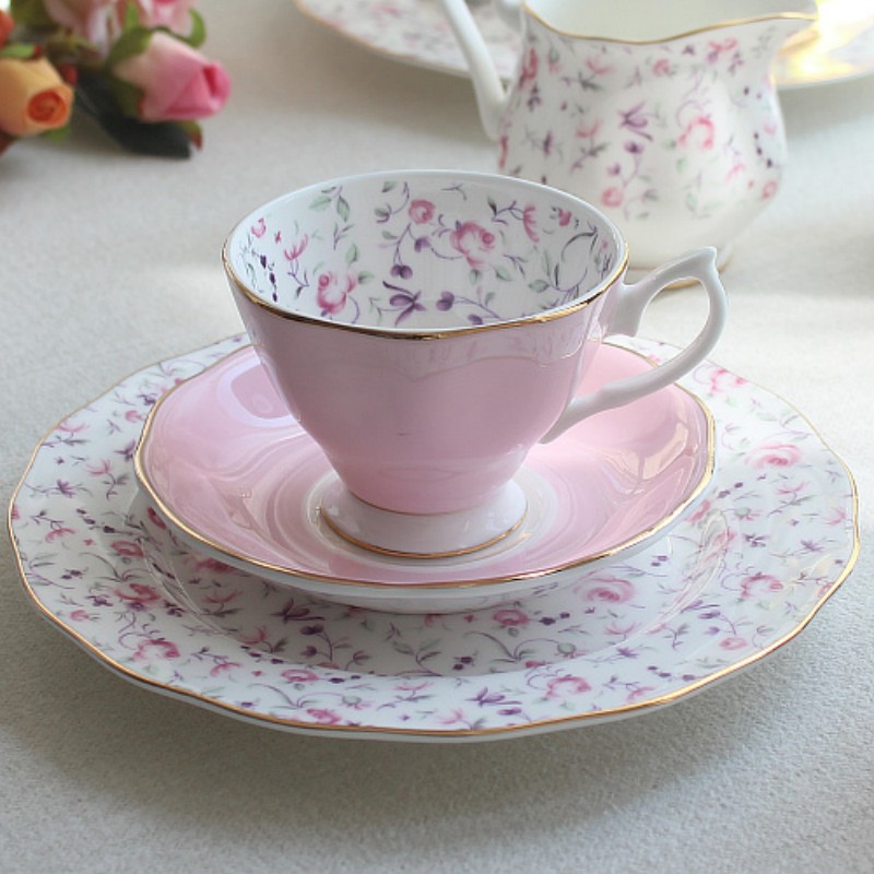 Love Journey Chateau Montrose Tea Cup and Saucer Set - Image 2