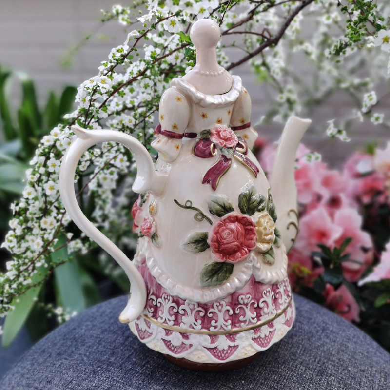 Nobility Beauty Dress Embossed Ceramic Teapot - Image 2