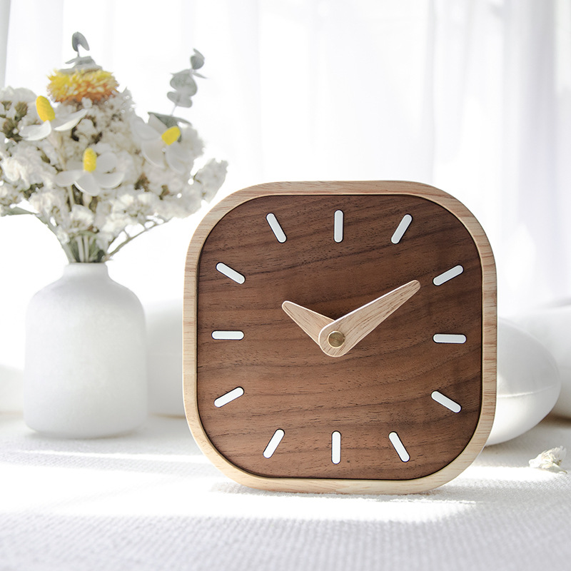 Nordic Minimalist Walnut Solid Wood Quiet Desk Clock