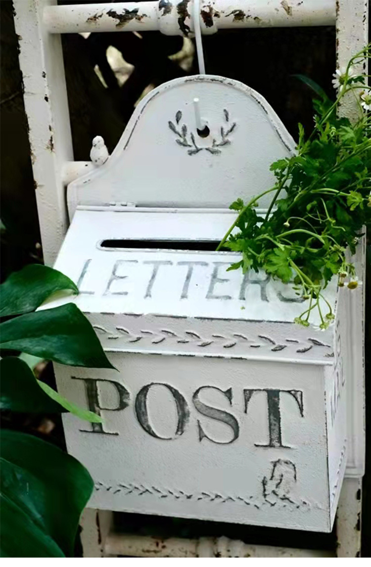 Outdoor Garden Retro Wall Mounted Metal Mailbox Decorative - Image 2