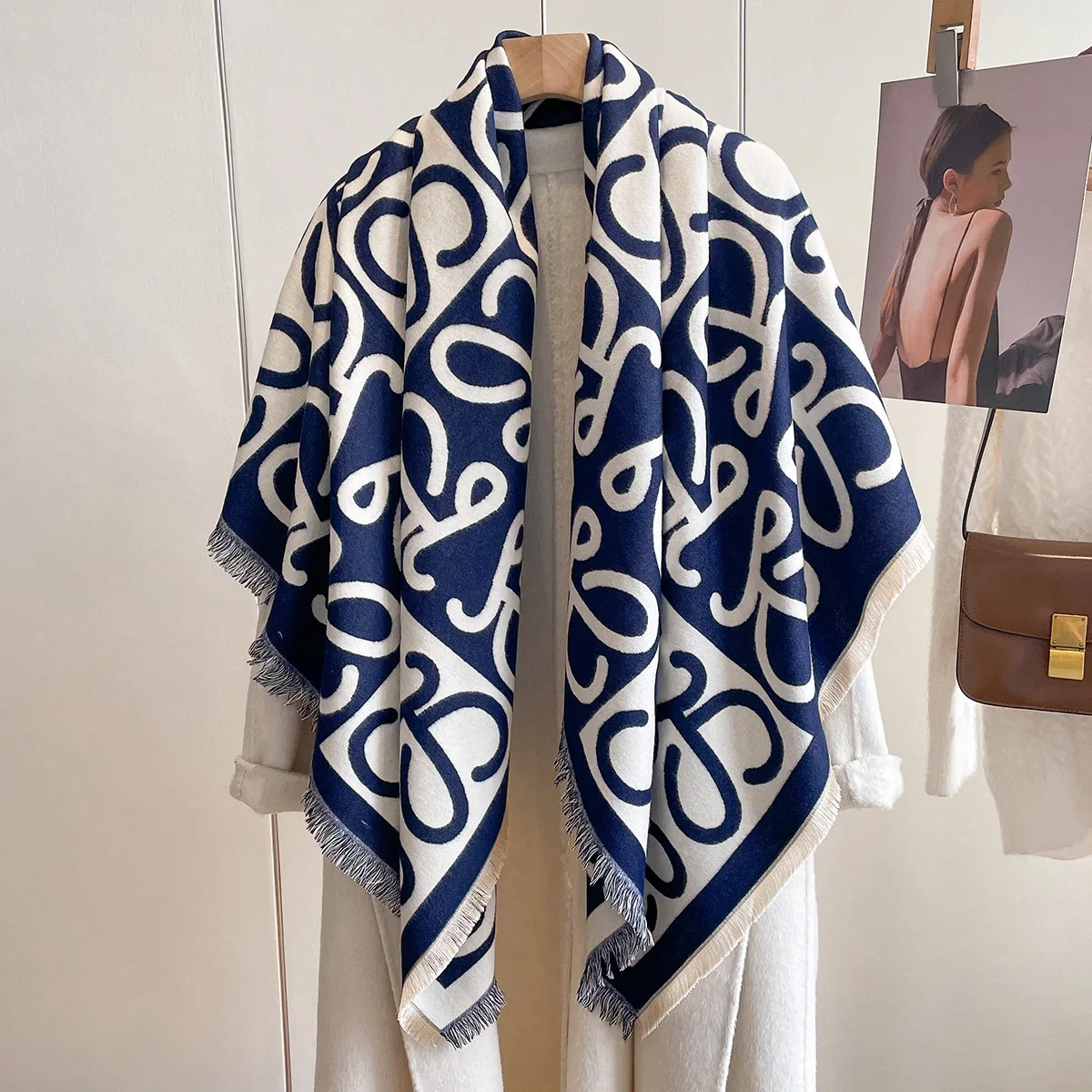 Warm Cashmere Luxury Print Women Scarf - Image 2