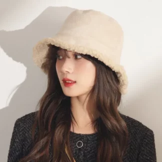 Reversible Faux Fur Bucket Hat Women Winter Lamb Wool Fleece Cap