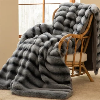 Tuscan Imitation Rabbit Fur Plush Warm Cozy Blanket for Winter