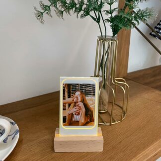 3-Inch Vertical Photo Holder Frame Holder LED Light