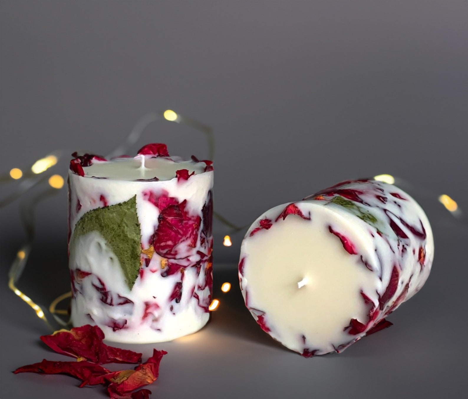 Candle With Dried Rose Petal Blossoms - Image 2