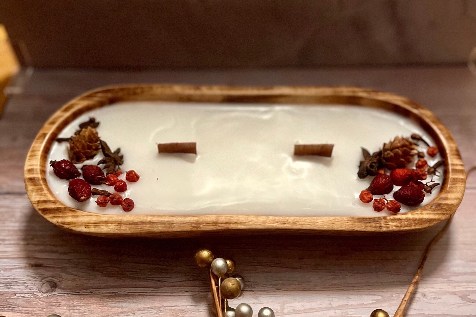 Wood Dough Bowl Candle With Dried Flower And/Or Berries - Image 2