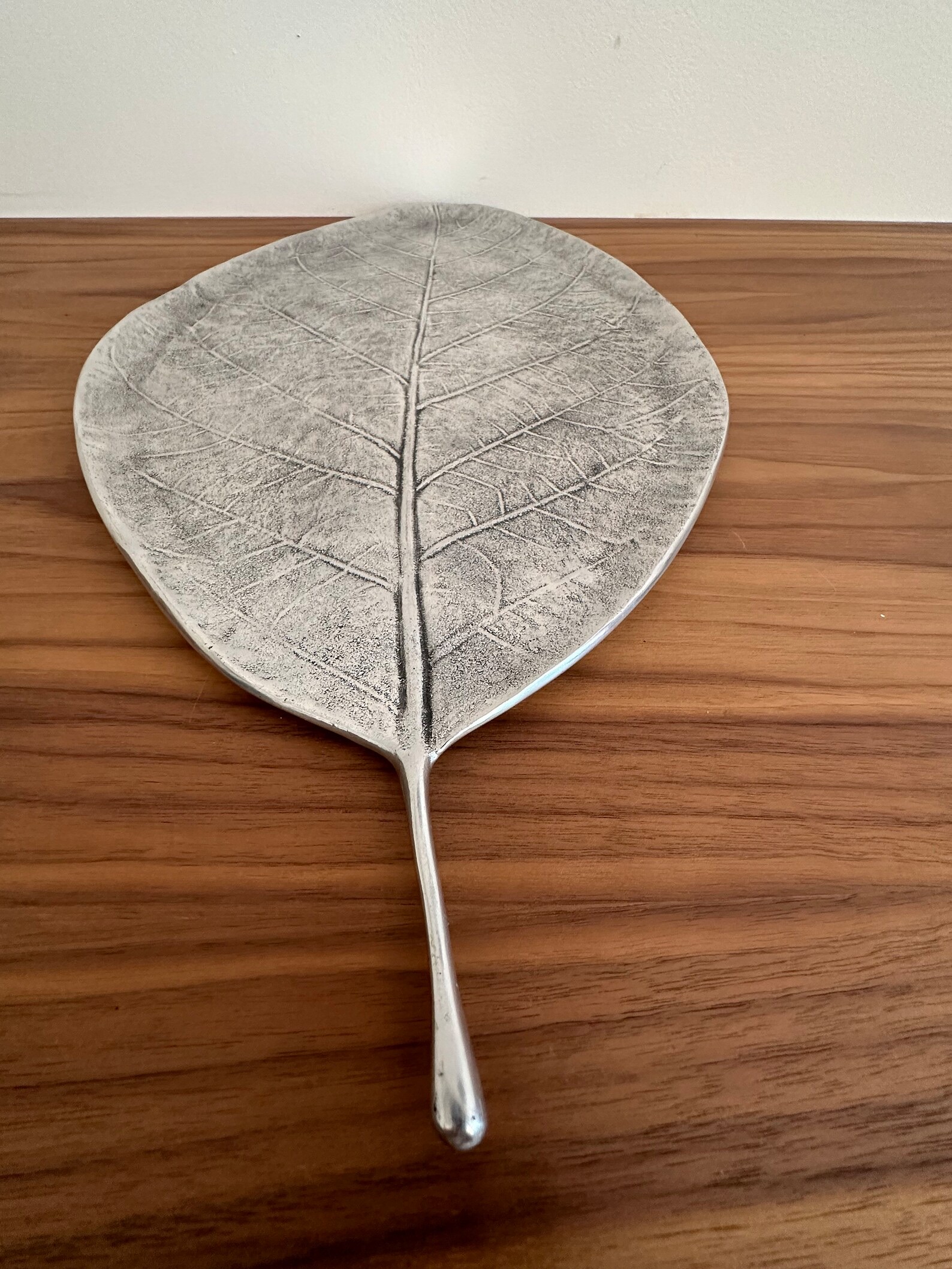 Vintage Michael Aram Sivered Metal Botanical Large leaf Tray 15" x 10" - Image 2
