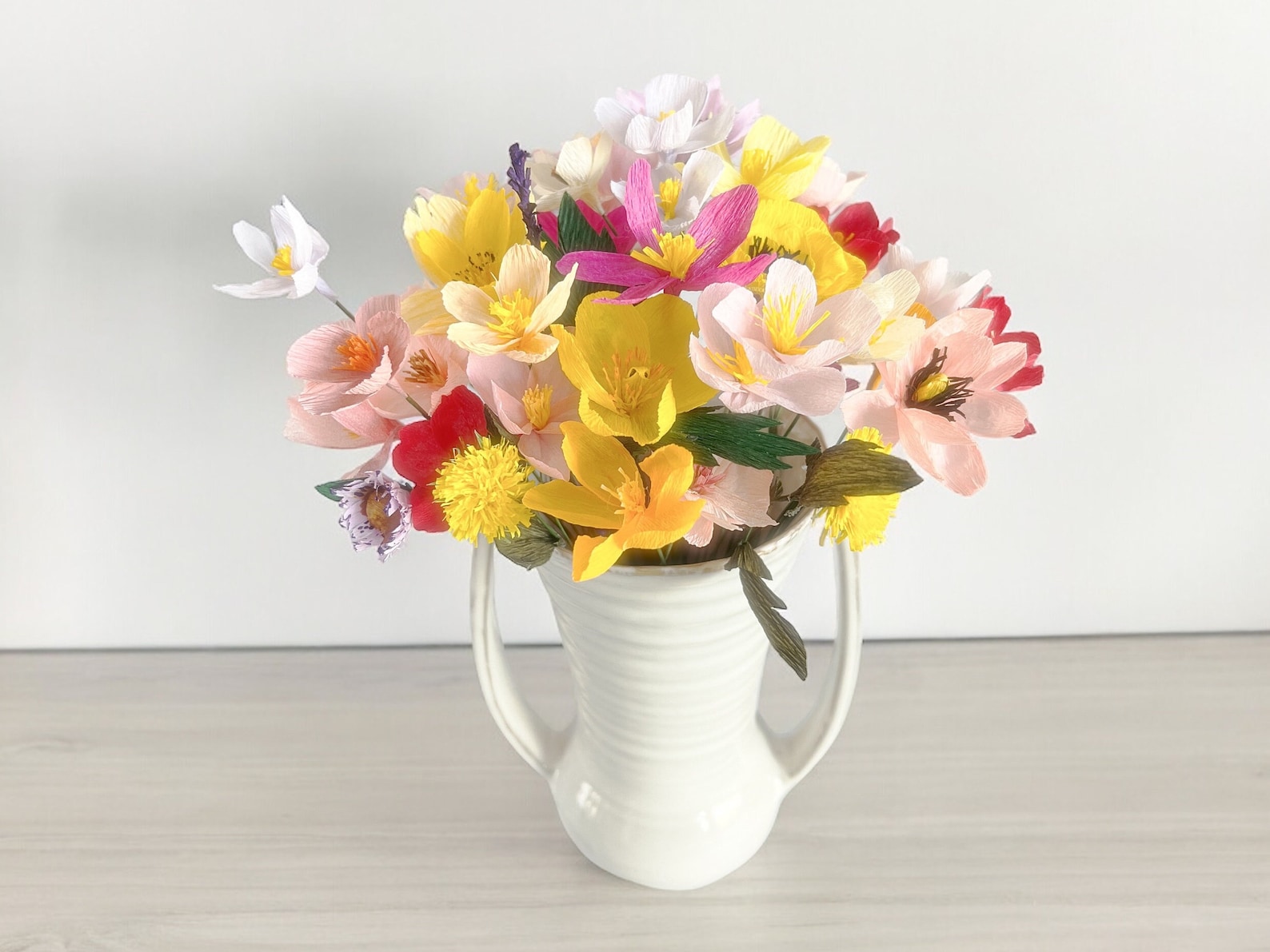 Paper Wild Flowers, Cozy Minimalist Decor