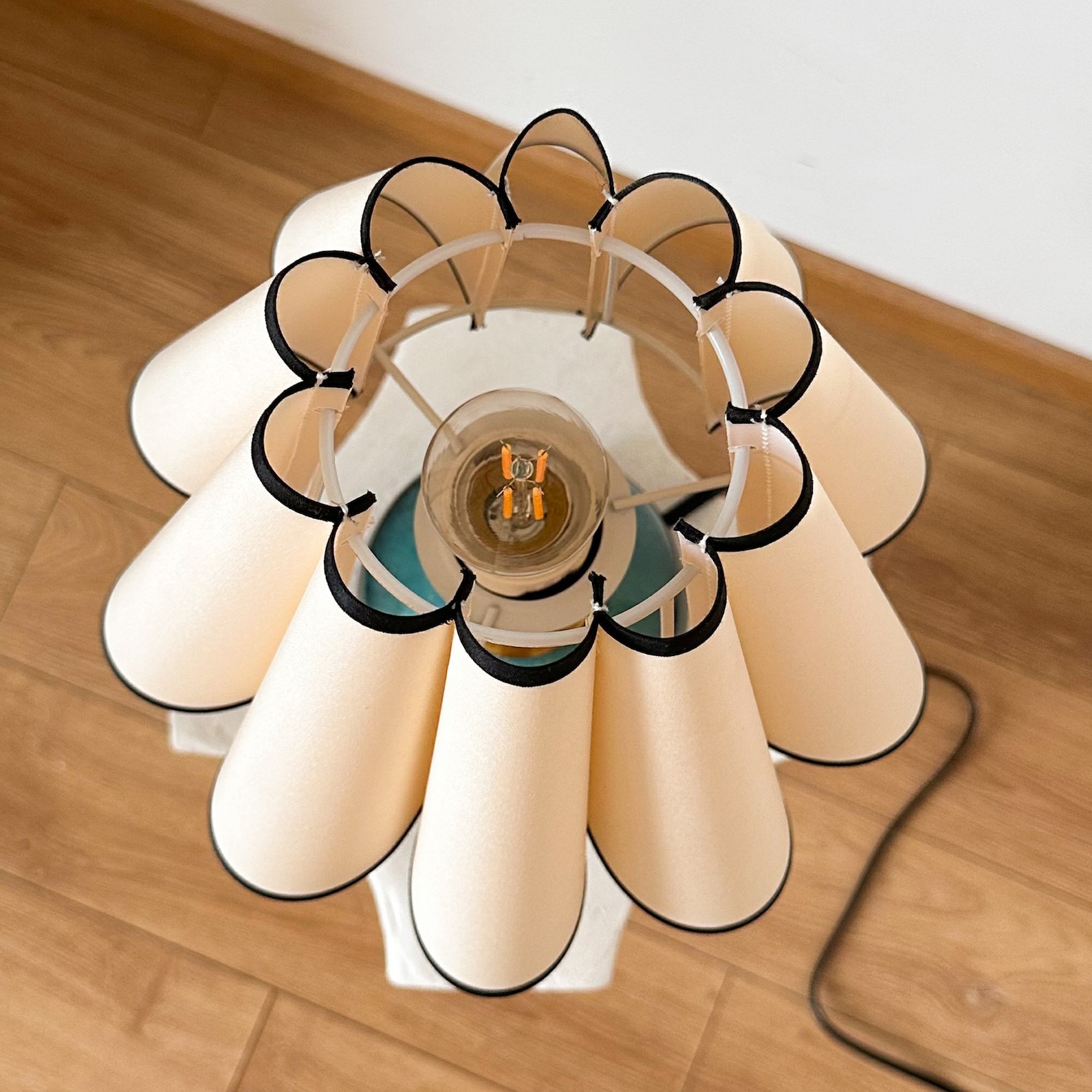 Green Glaze Ceramic Tall Table Lamp 110-250V - Image 4