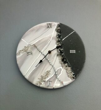 Resin Elegant Clock Wedding Birthday Gift