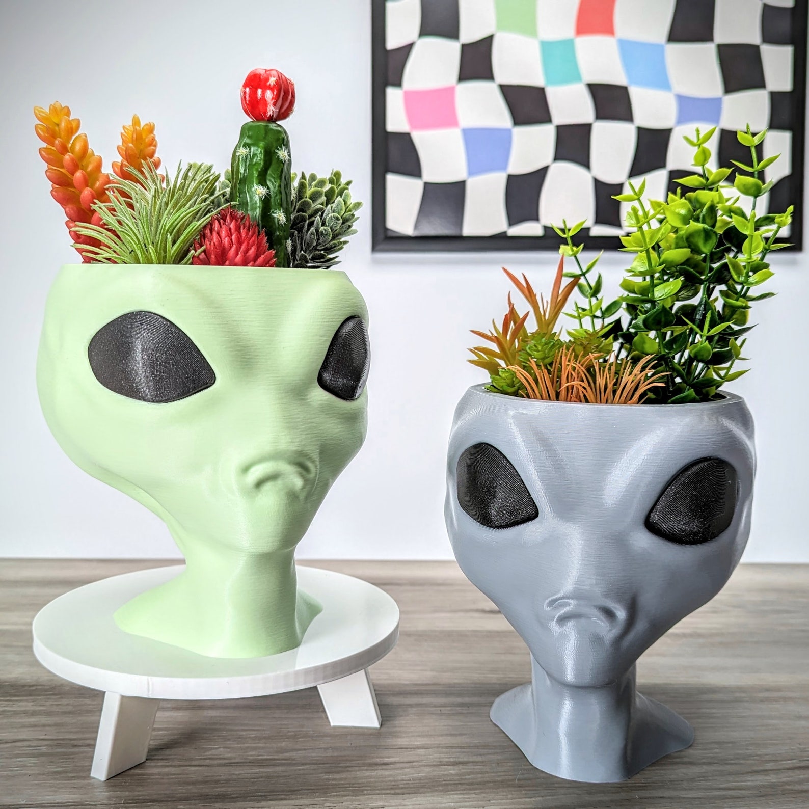 Alien Planter Alien Bust Plant Pot Scifi Indoor Planters