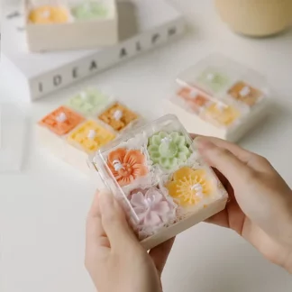 4PCS Aromatherapy Flower Shape Aromatherapy Candles Gift Box