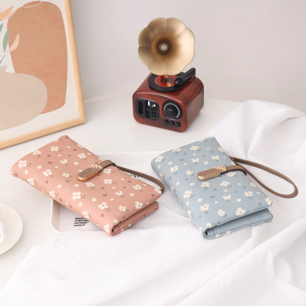 Leaf Flower Pattern Design Long Ladies Wallet Clutch - Image 3